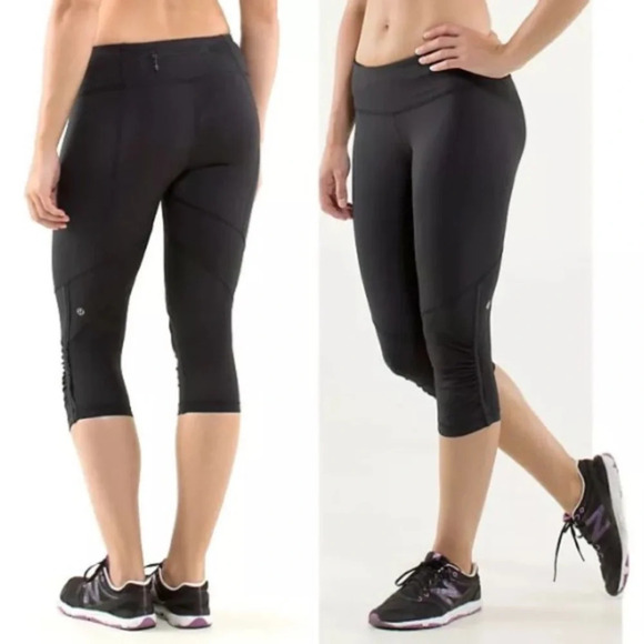 Lululemon Black Ruched Cropped Leggings 1078 - Picture 1 of 10